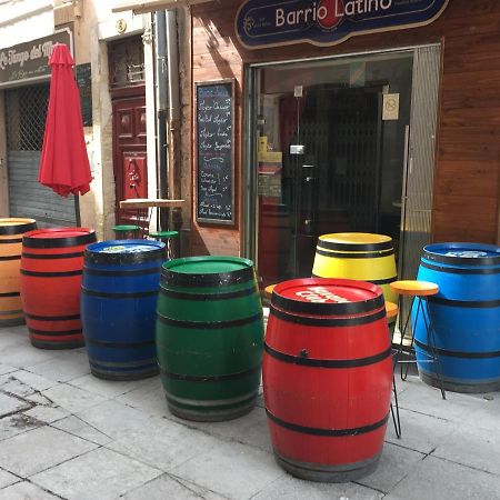 Appart Sympa Dans Le Vieux Ним Екстериор снимка