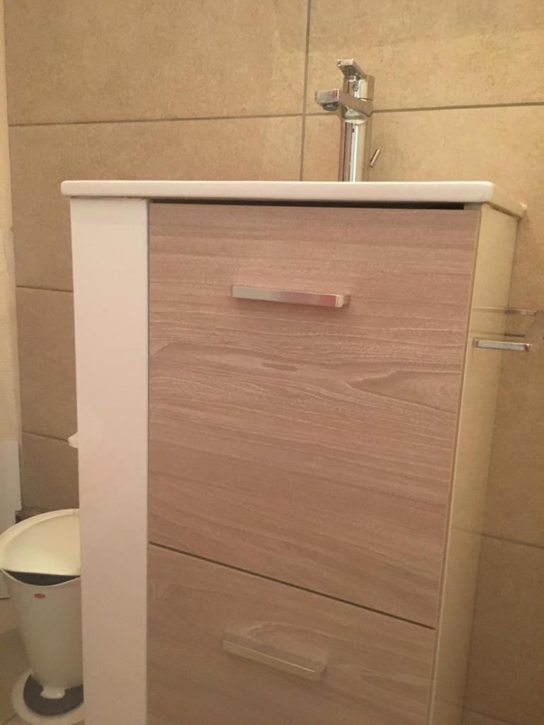 Appart Sympa Dans Le Vieux Ним Екстериор снимка